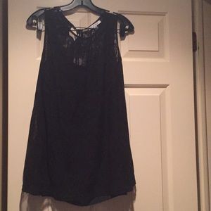 CABI NWOT Lacey Top with lining beneath. Worn 1. S